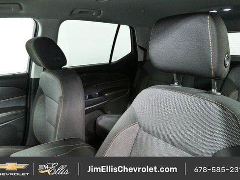 Used 2019 Chevrolet Traverse LT FWD image 5