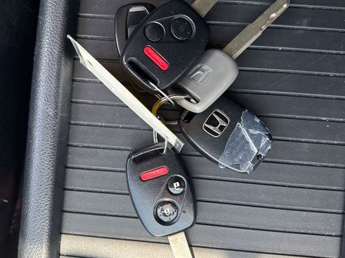 Used 2012 Honda CR-V LX image 19