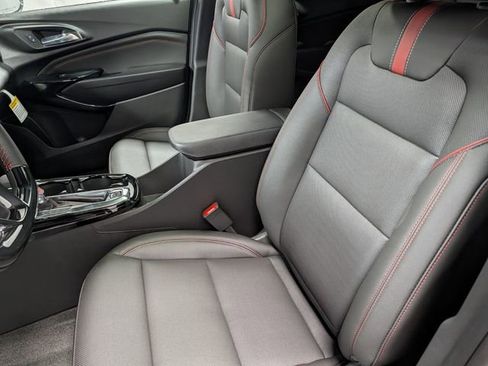 New 2026 Chevrolet Trax RS image 10