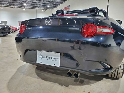 Used 2022 MAZDA MX-5 Miata Grand Touring w/ Weather Package RWD image 41