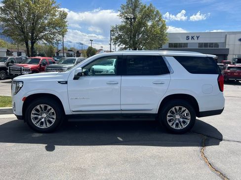 Used 2021 GMC Yukon Denali AWD/4WD image 10