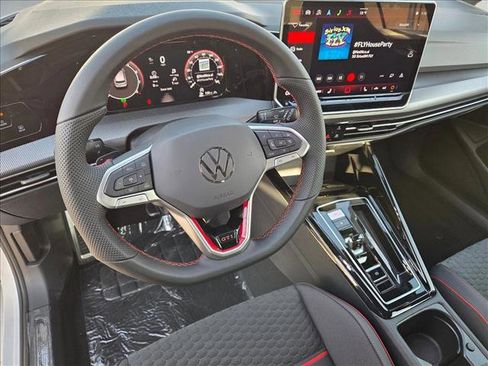 New 2026 Volkswagen Golf SE image 3