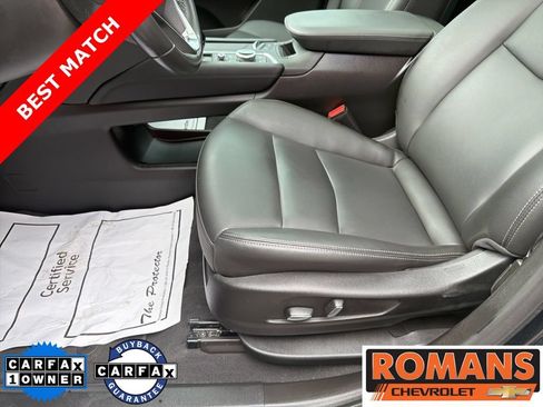 Used 2024 Cadillac XT6 Luxury w/ LPO, Floor Liner Package FWD image 11