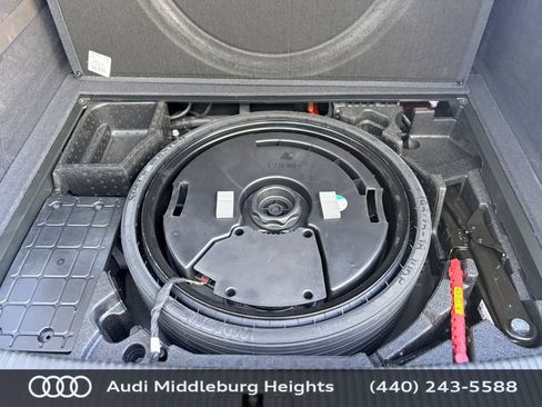 Certified 2024 Audi Q5 2.0T Premium Plus AWD/4WD image 38