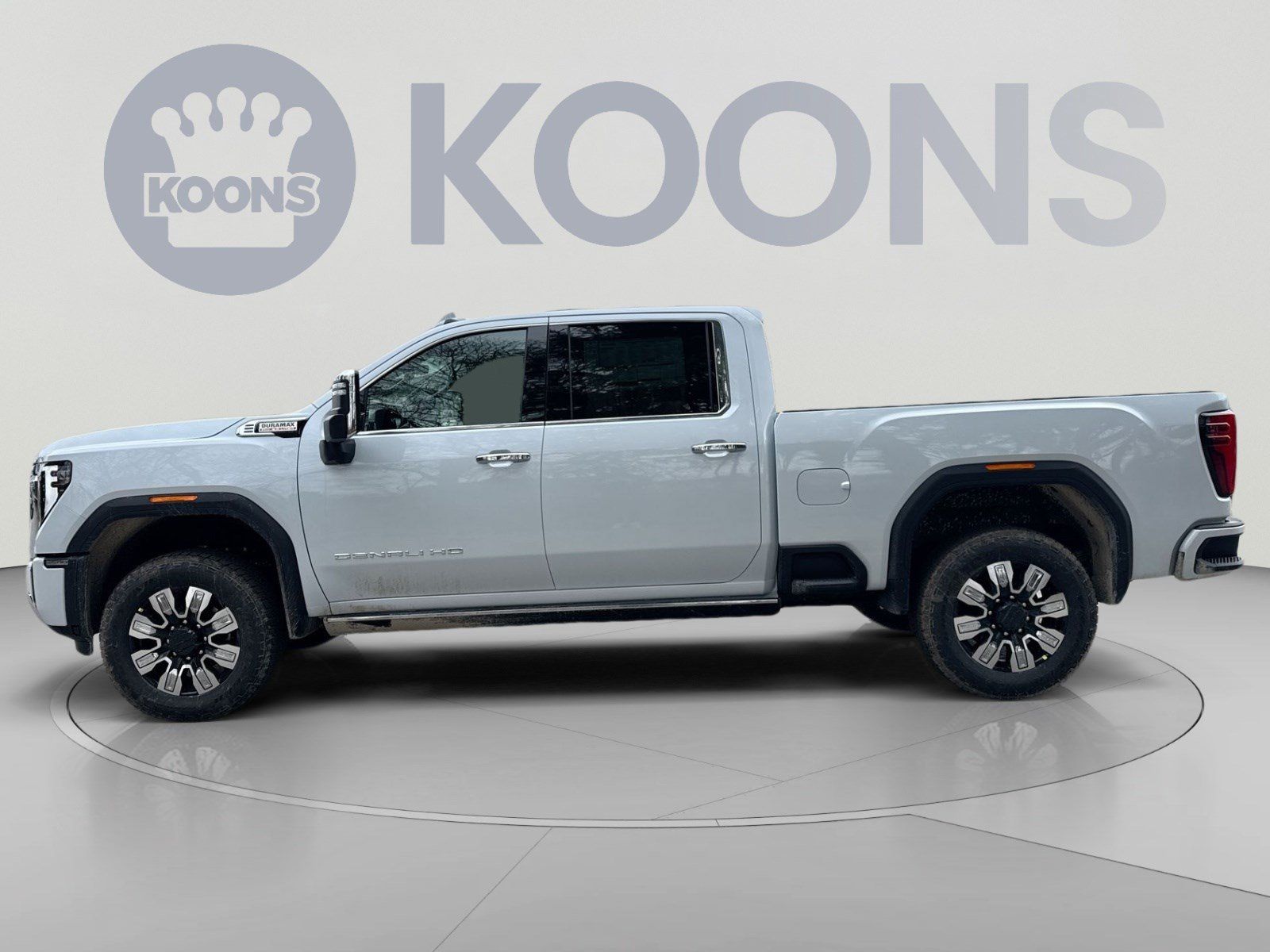New 2026 GMC Sierra 2500 Denali w/ Denali Reserve Package AWD/4WD image 2