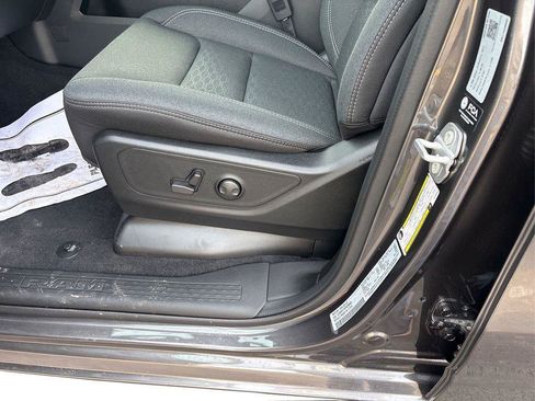 New 2026 RAM 1500 Big Horn AWD/4WD image 17