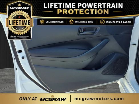 Used 2025 Toyota Corolla LE FWD image 20