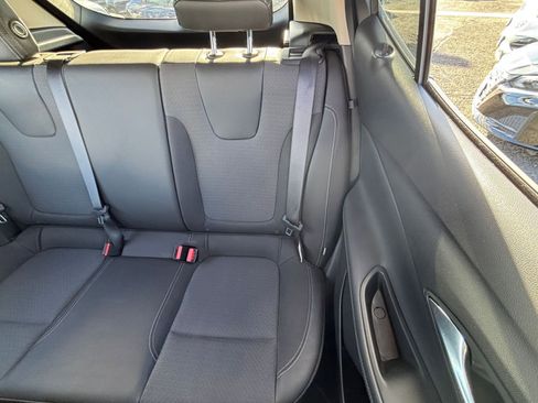 Used 2025 Buick Encore GX Preferred image 36