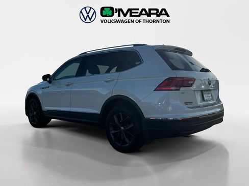 Used 2023 Volkswagen Tiguan SE image 3