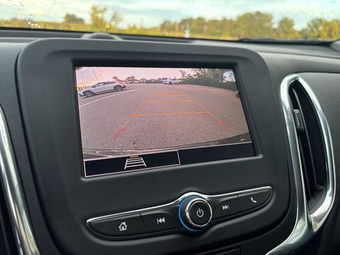 Used 2024 Chevrolet Equinox LT w/ LPO, Floor Liner Package AWD/4WD image 22
