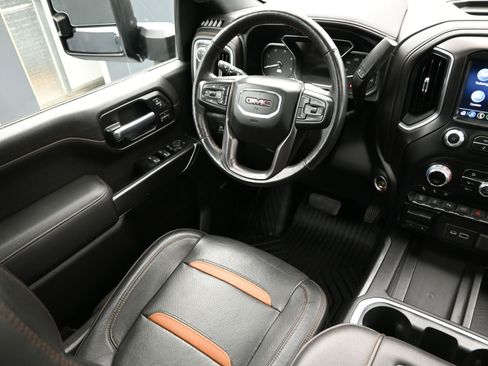Used 2020 GMC Sierra 2500 AT4 w/ AT4 Premium Package image 23