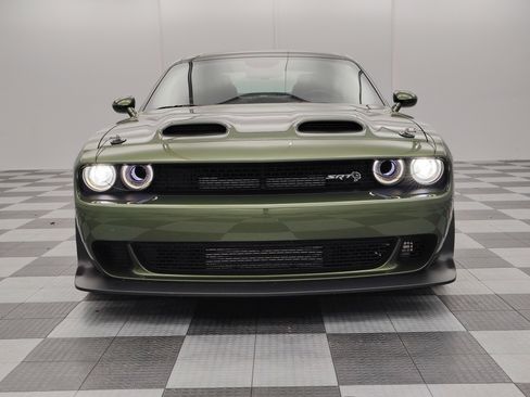 Used 2022 Dodge Challenger SRT Hellcat image 3