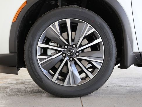 New 2026 INFINITI QX60 Luxe w/ Cargo Package AWD/4WD image 42
