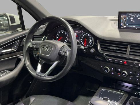 Used 2019 Audi Q7 3.0T Premium w/ Convenience Package image 38