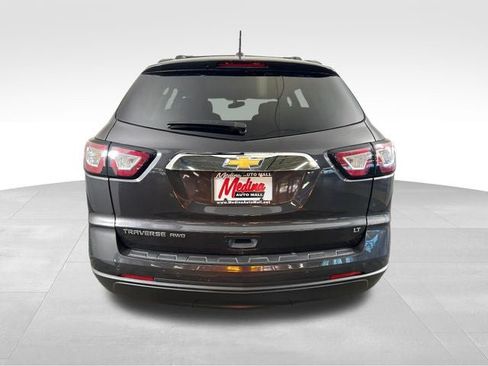 Used 2017 Chevrolet Traverse LT w/ Style and Technology Package AWD/4WD image 6