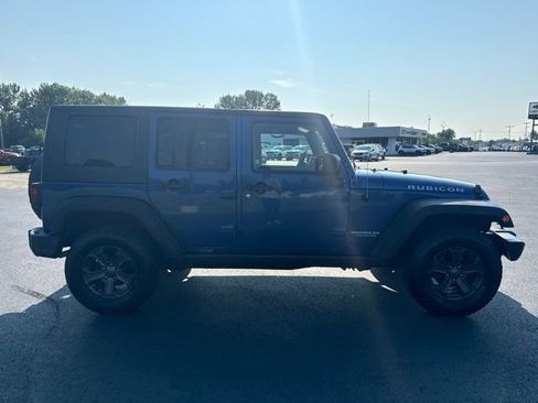 Used 2009 Jeep Wrangler Unlimited Rubicon w/ Dual Top Group AWD/4WD image 6