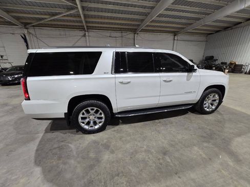 Used 2019 GMC Yukon XL SLT w/ Open Road Package AWD/4WD image 13