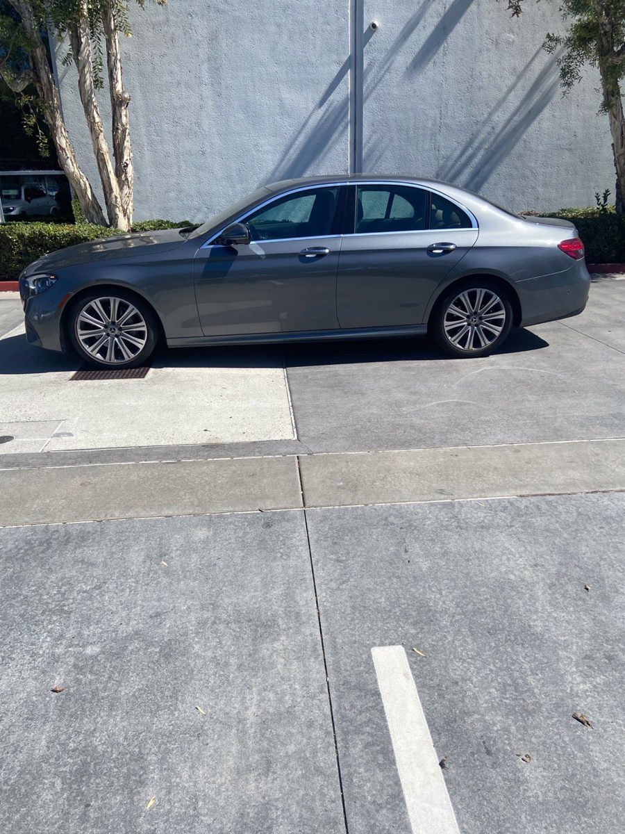 Used 2021 Mercedes-Benz E 350 Sedan image 2