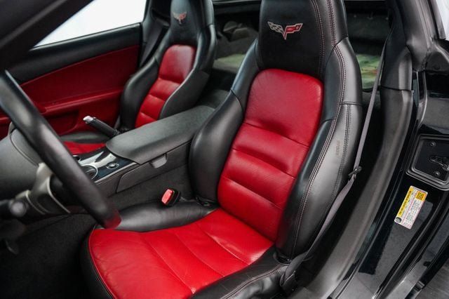 Used 2011 Chevrolet Corvette Coupe w/ Preferred Equipment Group RWD image 19