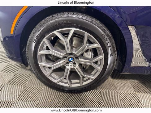 Used 2023 BMW X7 xDrive40i w/ Premium Package AWD/4WD image 41