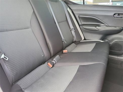 Used 2020 Nissan Versa SV image 23