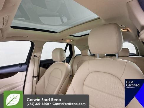 Used 2021 Mercedes-Benz GLC 300 4MATIC image 24