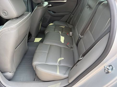 Used 2017 Chevrolet Impala Premier FWD image 11