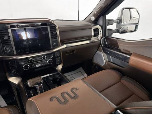 Used 2024 Ford F150 King Ranch w/ FX4 Off-Road Package image 23