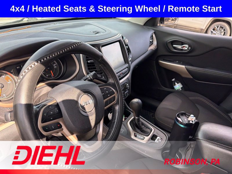 Used 2017 Jeep Cherokee Latitude w/ Cold Weather Group AWD/4WD image 10