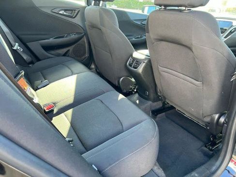 Used 2023 Chevrolet Malibu LT FWD image 10