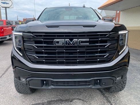 Used 2023 GMC Sierra 1500 Elevation AWD/4WD image 8