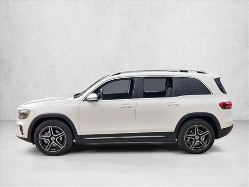 New 2026 Mercedes-Benz GLB 250 image 5