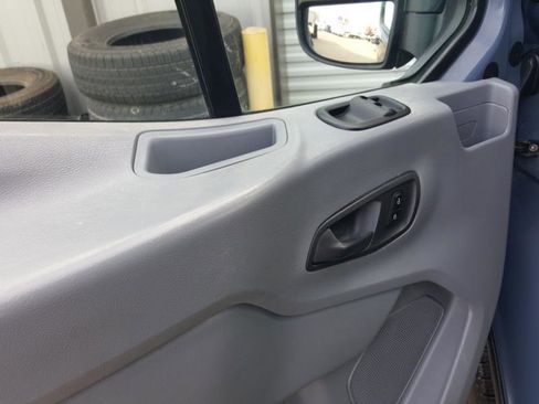 Used 2019 Ford Transit 250 148 High Roof Extended image 21