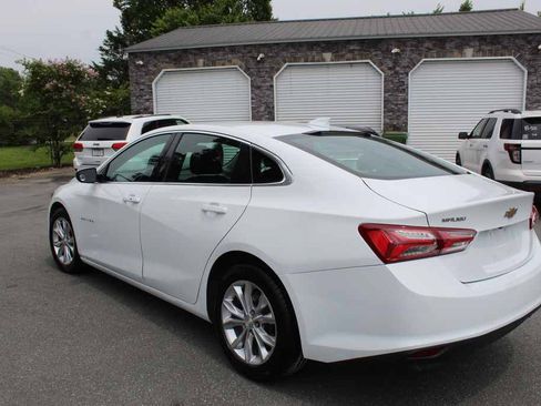 Used 2019 Chevrolet Malibu LT FWD image 9