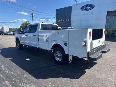 New 2025 Ford F350 XL w/ XL Chrome Package image 8
