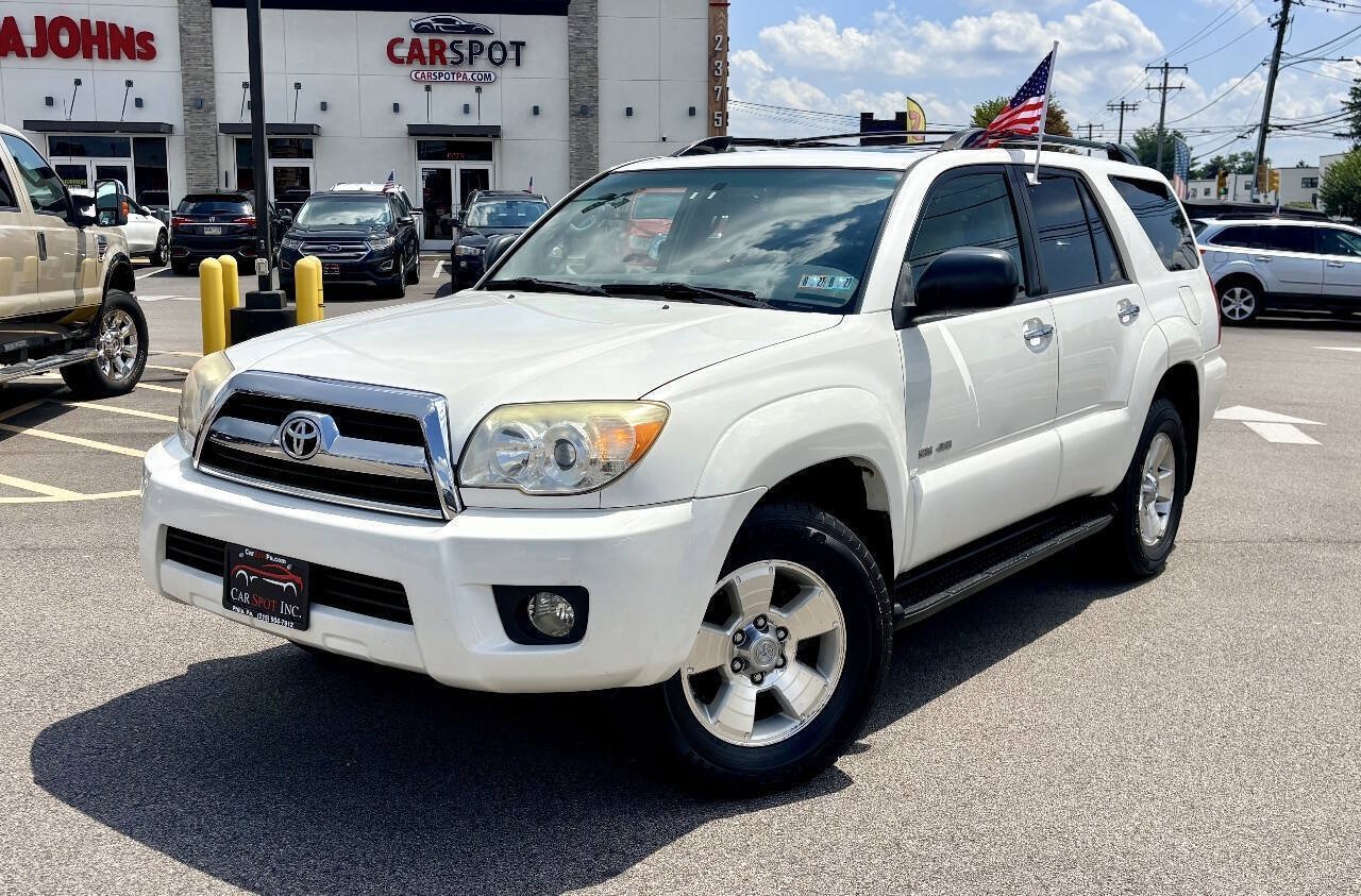 Used 2007 Toyota 4Runner SR5 AWD/4WD image 1