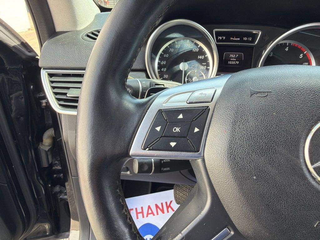 Used 2013 Mercedes-Benz ML 350 BlueTEC 4MATIC image 27