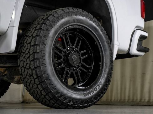 Used 2024 Chevrolet Silverado 2500 LT AWD/4WD image 56