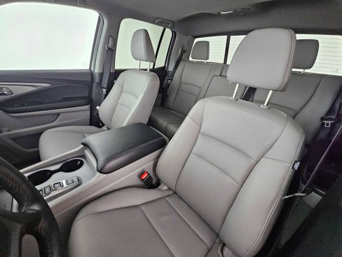 Certified 2025 Honda Ridgeline RTL image 22