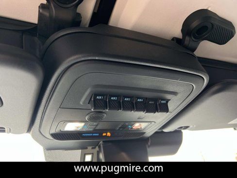 New 2025 Ford Bronco Badlands AWD/4WD image 26