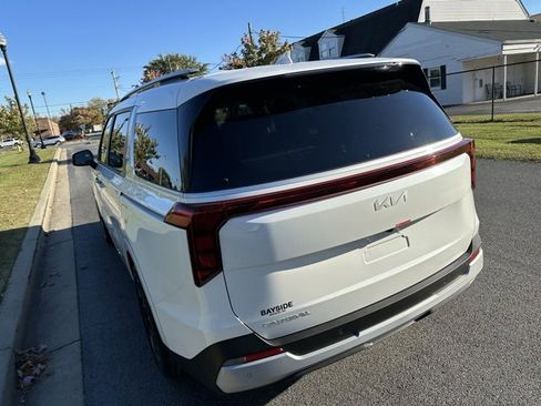 New 2026 Kia Carnival EX image 14