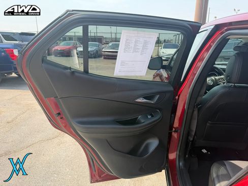 Used 2022 Buick Encore GX Preferred w/ Cold Weather Comfort Package AWD/4WD image 15