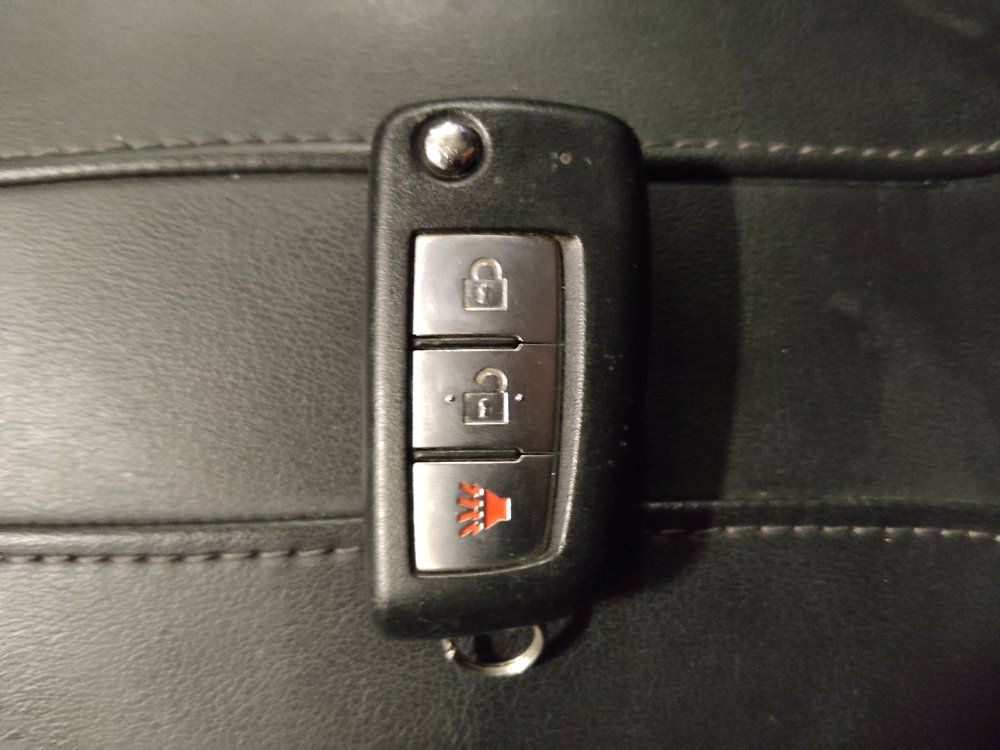 Used 2017 Nissan Rogue S FWD image 32