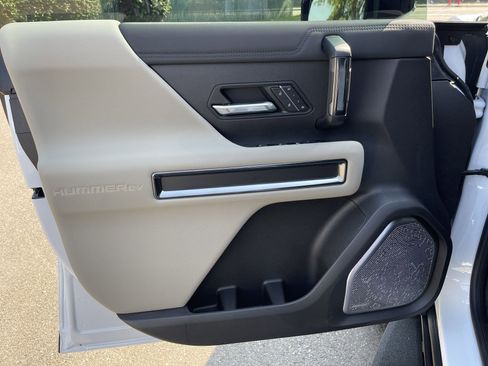 New 2026 GMC Hummer EV SUV image 56