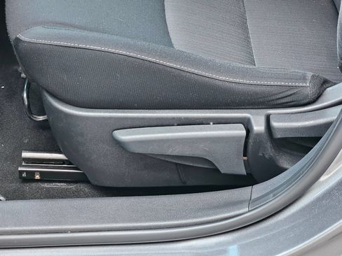 Used 2024 Nissan Sentra SV FWD image 20