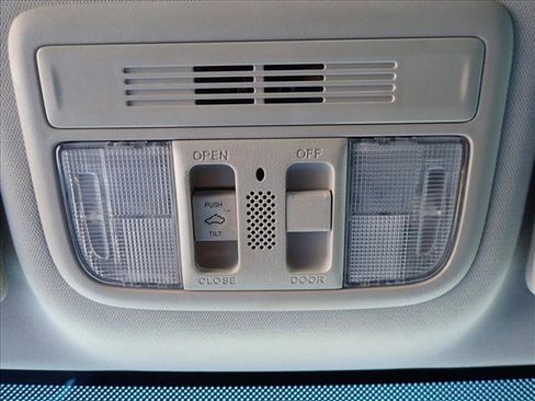 Used 2018 Honda Civic EX image 22