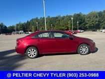 Used 2025 Toyota Corolla LE FWD image 9
