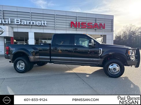 Used 2017 Ford F350 King Ranch w/ King Ranch Ultimate Package image 19