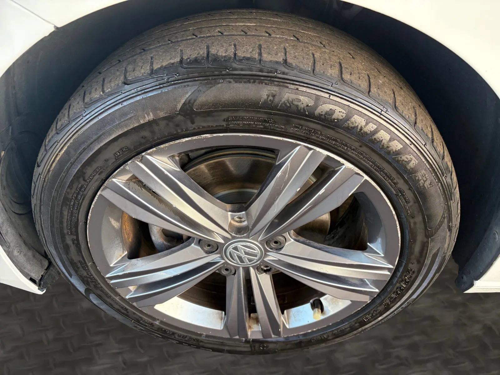 Used 2019 Volkswagen Jetta R-Line w/ R-Line Cold Weather Package FWD image 37