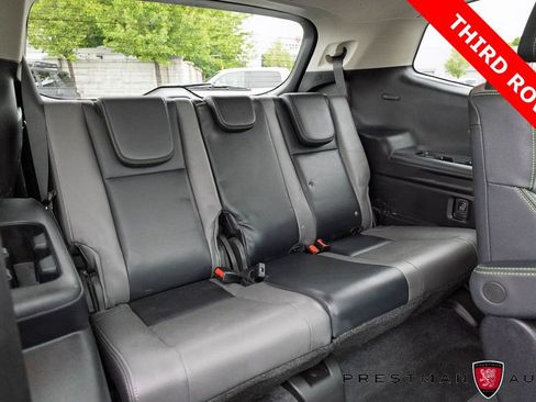 Used 2023 Subaru Ascent Onyx Edition AWD/4WD image 8